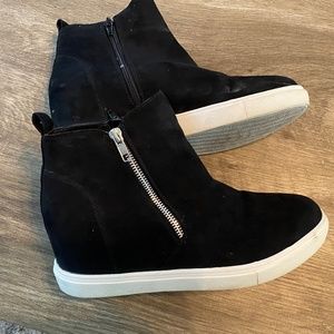 Madden Girl Piperr Suede hidden heel bootie
